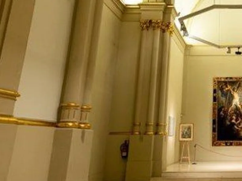 Fundación Carlos de Amberes (Salamanca (Claudio Coello)): palacetes y emblemáticos